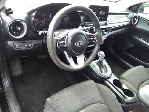 Used 2019 Kia Forte LXS image 10