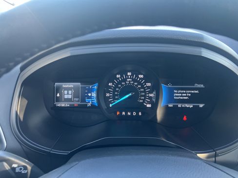Used 2024 Ford Edge Titanium AWD/4WD image 24