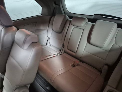 Used 2016 Honda Odyssey Touring Elite image 26