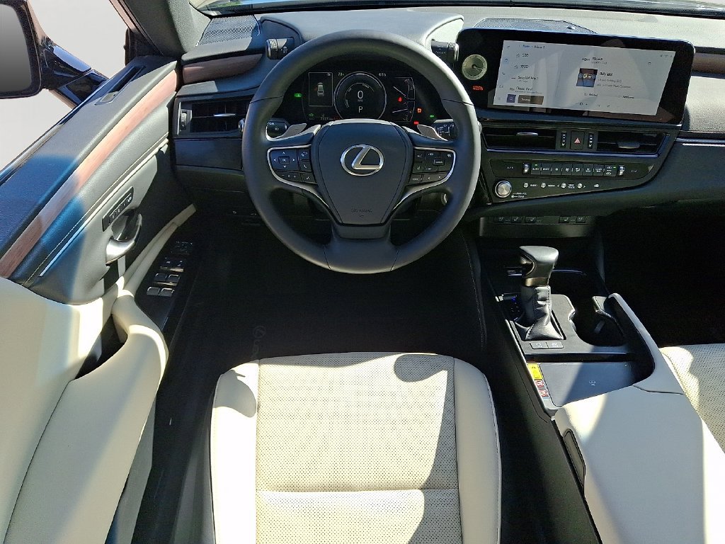 Certified 2025 Lexus ES 300h w/ Premium Package FWD image 13