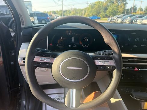 Used 2026 Hyundai Tucson SEL Plus FWD image 17