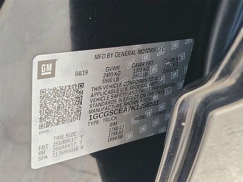 Certified 2019 Chevrolet Colorado LT RWD image 24