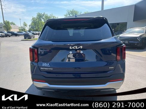 New 2026 Kia Sorento EX AWD/4WD image 9