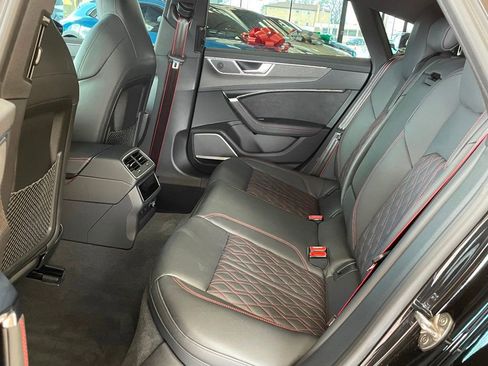 Used 2025 Audi S7 Prestige w/ Prestige Package image 24