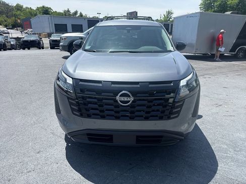 New 2026 Nissan Pathfinder SV FWD image 8
