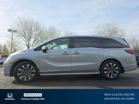 New 2026 Honda Odyssey Elite image 14