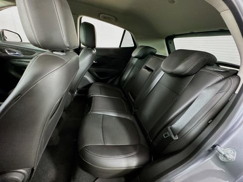 Used 2014 Buick Encore FWD image 17