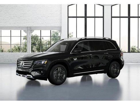 Used 2025 Mercedes-Benz GLB 250 image 37