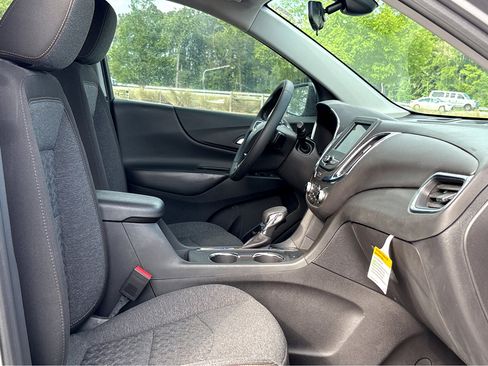 Used 2023 Chevrolet Equinox LT FWD image 8