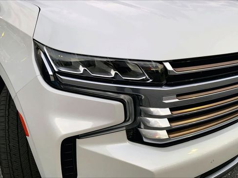 Used 2024 Chevrolet Tahoe High Country image 25