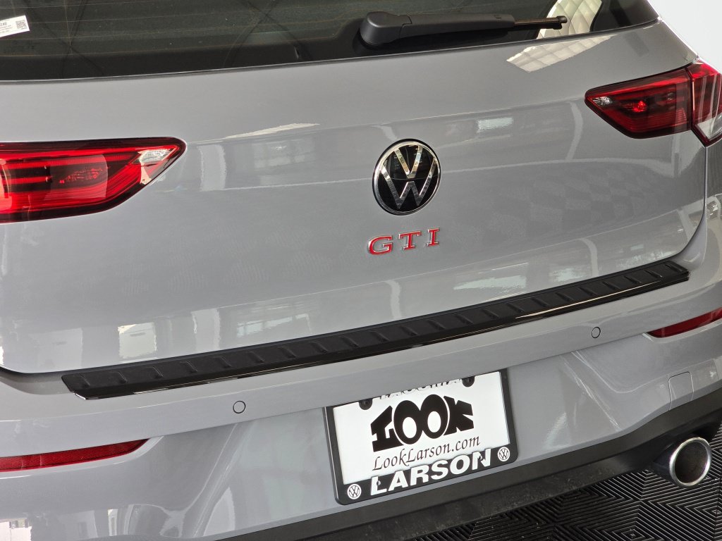 New 2026 Volkswagen GTI SE FWD image 13