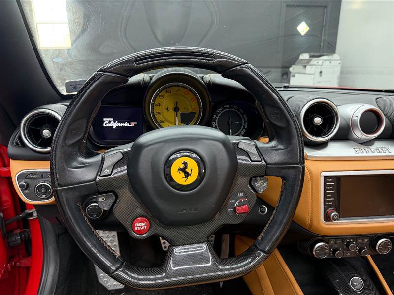 Used 2015 Ferrari California T RWD image 19