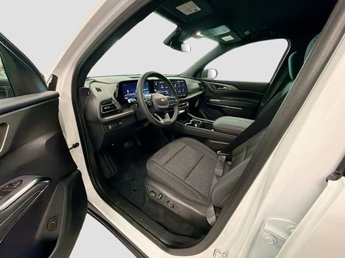 New 2026 Chevrolet Traverse LT image 21