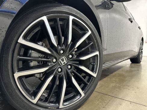 Used 2023 Honda Accord Touring image 28
