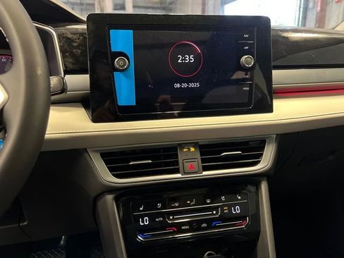 New 2025 Volkswagen Taos SEL image 16