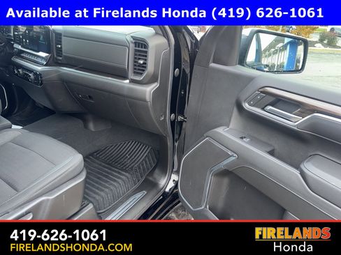 Used 2022 Chevrolet Silverado 1500 LT image 37