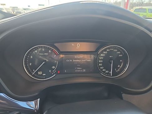 Used 2022 Cadillac XT4 Luxury image 14