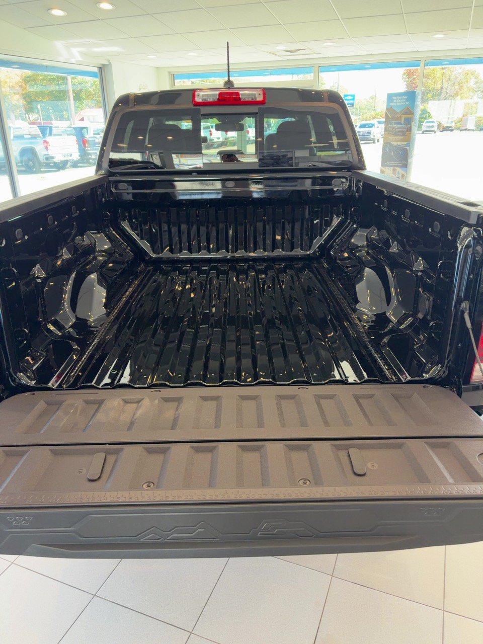 New 2026 Chevrolet Colorado Z71 AWD/4WD image 13