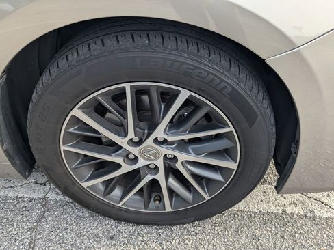 Used 2017 Lexus ES 350 FWD image 11