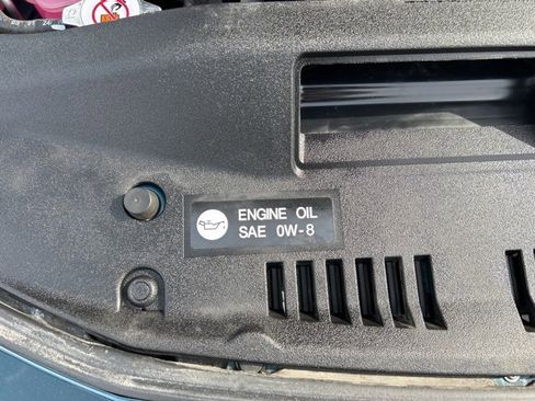 Used 2025 Toyota Camry LE image 12