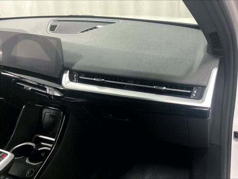 Used 2023 BMW X1 xDrive28i image 13