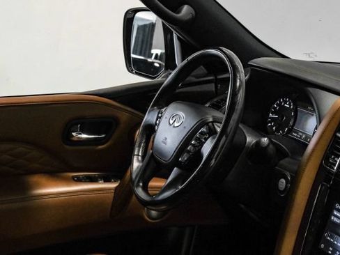 Used 2021 INFINITI QX80 Sensory w/ Cargo Package AWD/4WD image 17
