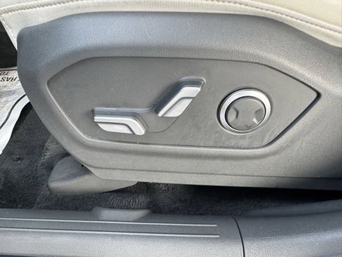 Used 2025 Hyundai Santa Fe SEL image 18