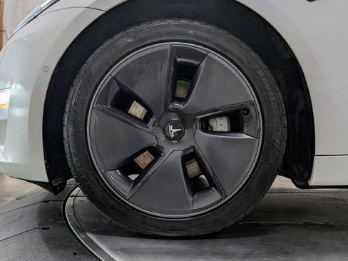 Used 2021 Tesla Model 3 Long Range AWD/4WD image 12