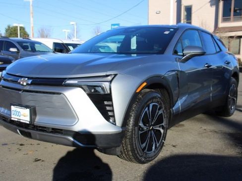 New 2024 Chevrolet Blazer EV LT image 3