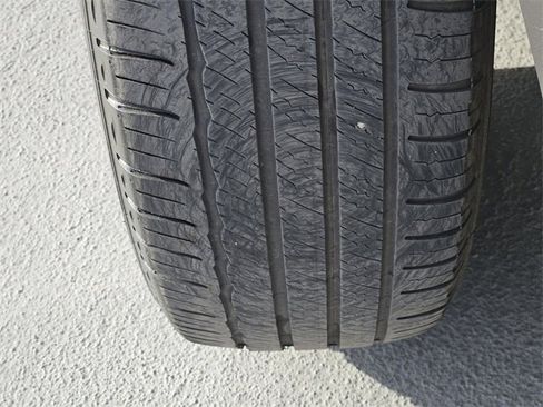 Used 2022 Lincoln Corsair Reserve w/ Equipment Group 201A image 11