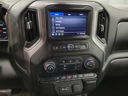 Used 2021 Chevrolet Silverado 1500 Custom AWD/4WD image 19