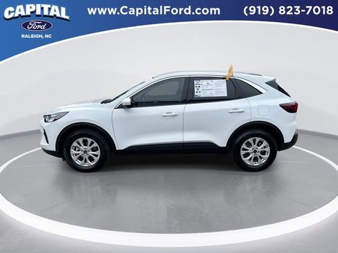 Certified 2023 Ford Escape Active w/ Tech Pack #2 image 5