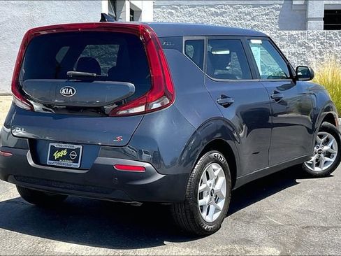 Used 2021 Kia Soul S FWD image 13