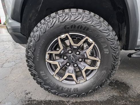 Used 2025 Chevrolet Colorado ZR2 AWD/4WD image 28