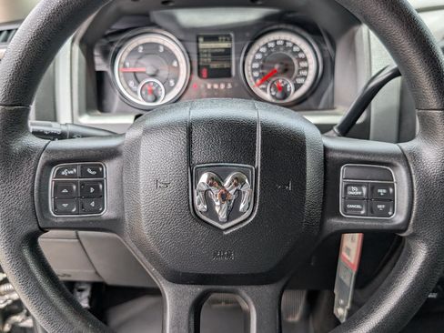 Used 2016 RAM 3500 Tradesman w/ Chrome Appearance Group AWD/4WD image 18