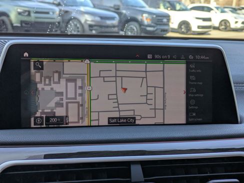 Used 2022 BMW 750i xDrive image 23