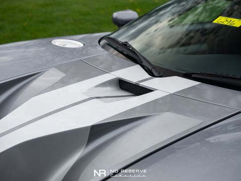 Used 2006 Ford GT image 19