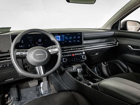 Certified 2025 Hyundai Tucson SEL FWD image 24