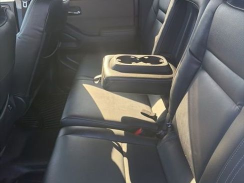 Used 2023 Nissan Frontier SV w/ SV Convenience Package image 9