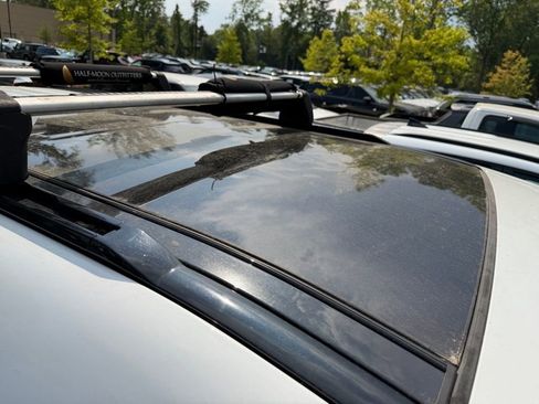 Used 2021 Land Rover Defender 110 S AWD/4WD image 8