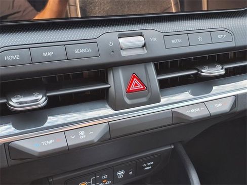 New 2025 Kia K4 GT-Line image 10