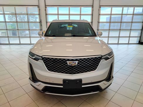 Used 2020 Cadillac XT6 Premium Luxury AWD/4WD image 8