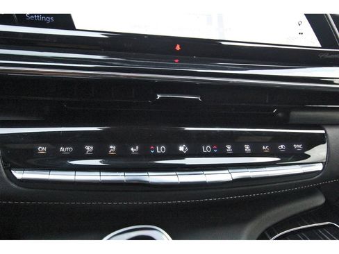 Used 2024 Cadillac Escalade Sport w/ Touring Package AWD/4WD image 22