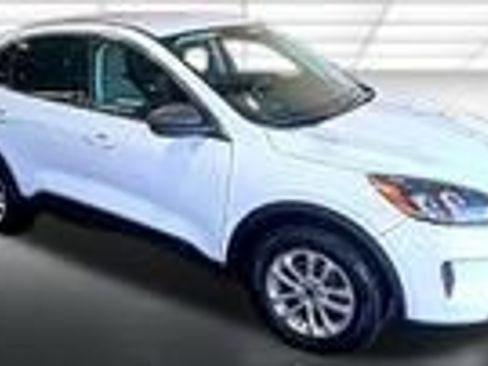 Used 2022 Ford Escape SE image 8