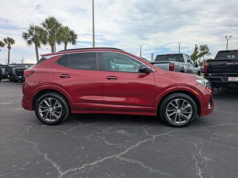 Used 2020 Buick Encore GX Select w/ Experience Buick Package FWD image 3