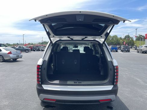 Used 2026 Hyundai Palisade SE FWD image 28