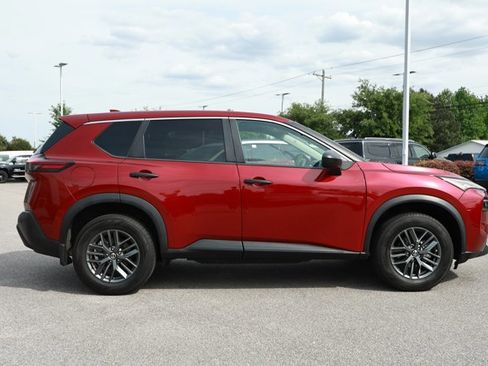 Used 2021 Nissan Rogue S FWD image 4