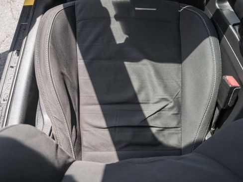 Used 2016 Ford Mustang Coupe RWD image 28