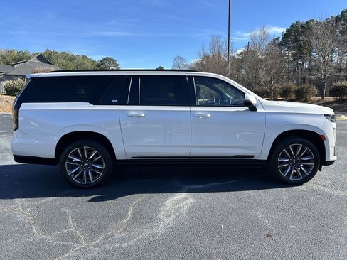Used 2023 Cadillac Escalade ESV Sport Platinum image 27