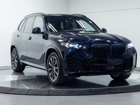Used 2024 BMW X5 xDrive40i w/ M Sport Package AWD/4WD image 4